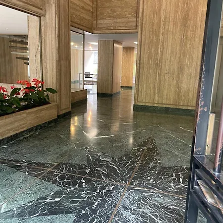 Exclusive 106 M2 With Terrace Avenue Raphael Lägenhet Paris